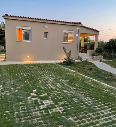 Katakolo House | Beachfront Family Home