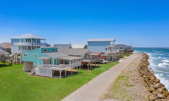 San Luis House | Beachfront Home with Breathtaking Ocean Views