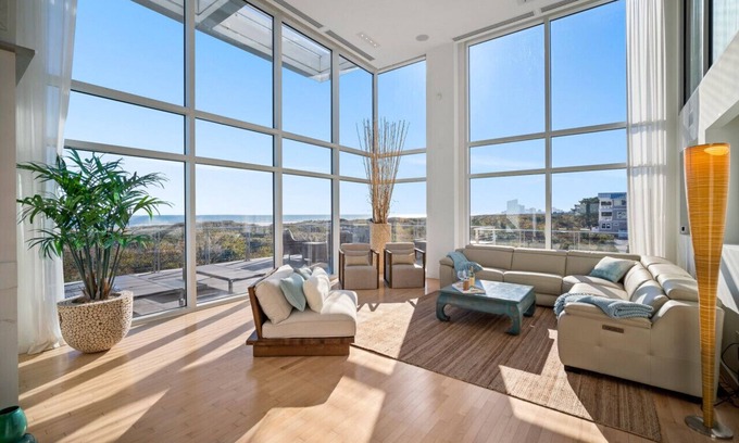 A-Zone House | Beachfront Mansion+ Ocean Views