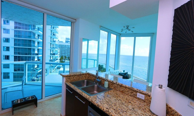 North Beach Condo | Beachfront Panoramic Ocean Views 2Bed 2Bath