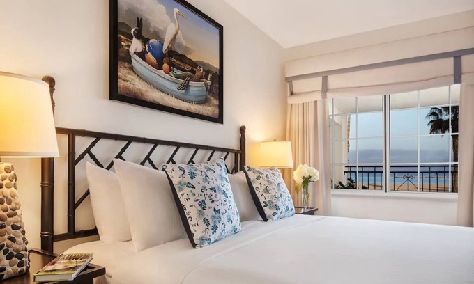 West Beach House | Beachfront | Pool | Pets Allowed | Bike Rental | Beach Amenities & Beach Access
