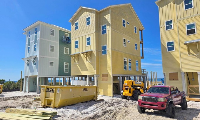 Port St. Joe House | Beachfront, Private Pool, Pet Friendly, 6 Suites! Windmark Beach