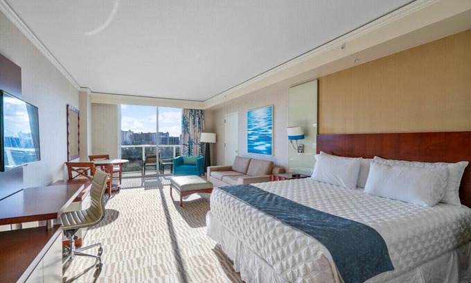 Sunny Isles Beach Hotel | Beachfront Resort Suite w/Amazing Luxe Amenities