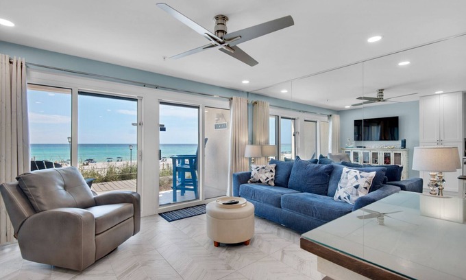 Crystal Beach Condo | BeachFront, Renovated, wifi, Bch Svc, Kitchen, pool, grill.n