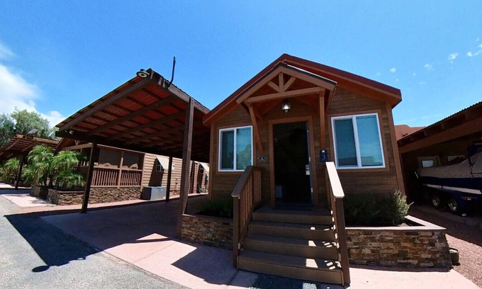 Parker Strip Villa | Beachfront - Riverview Villa 3