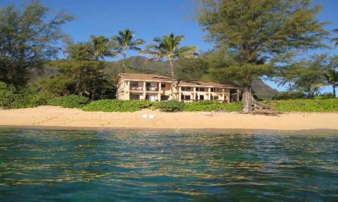 Wainiha House | Beachfront Uncrowded Beach Is Your Backyard! 5 bedroom. TMK580110100000 TVNC4122