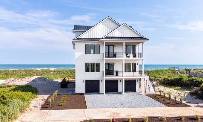 North Topsail Beach House | Beachfront upscale escape with expansive water views, saltwater pool, & deck