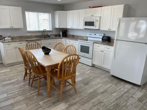 Port Aransas Apartment | Beachgate Condo Suites and Hotel 217 condo
