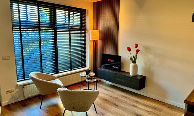 Noordwijk Apartment | Beachhouse 12 Sea, 5 minute walk to the beach