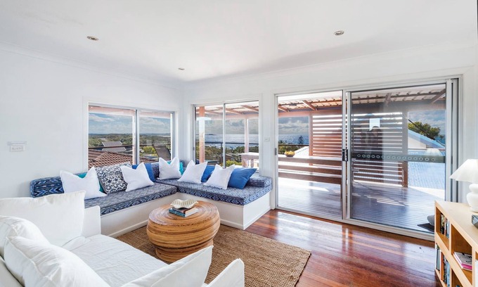 Angourie House | Beachies - Oceanstays