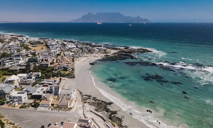 Bloubergstrand Cottage | Beachside Cottage