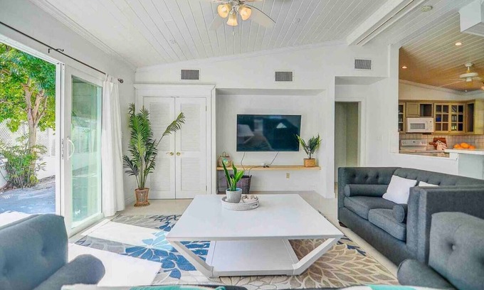Westward Villas Subdivision House | Beachside Oasis: 3-Bedroom Home w/ Private Pool!