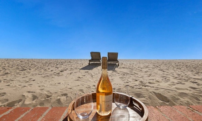 Silver Strand House | Beachside Retreat