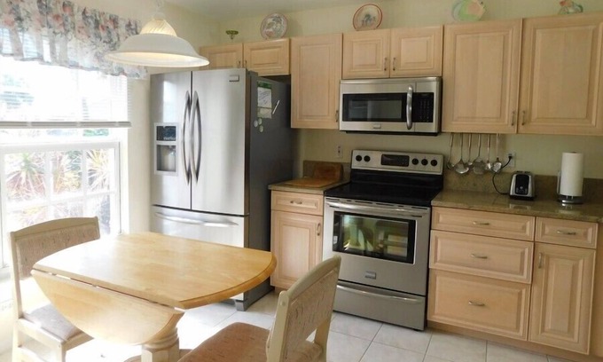 Beachwalk Isles House | BeachWalk Isles 3/2 Pet Friendly Home