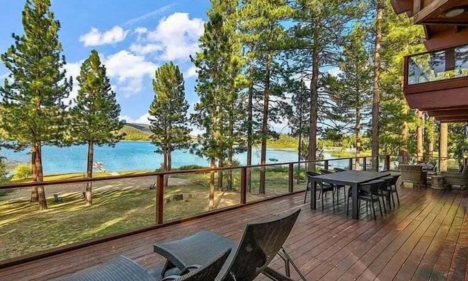 Big Bear Lake Cabin | Bear Lake Lodge Lakefront | Incredible Lake House Chalet