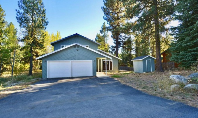 McCall House | Bearadise by Casago McCall - Donerightmanagement