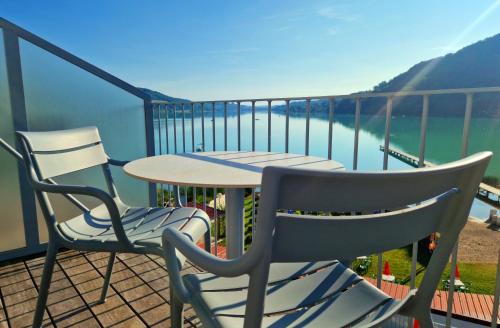 Charavines Hotel | Beau Rivage