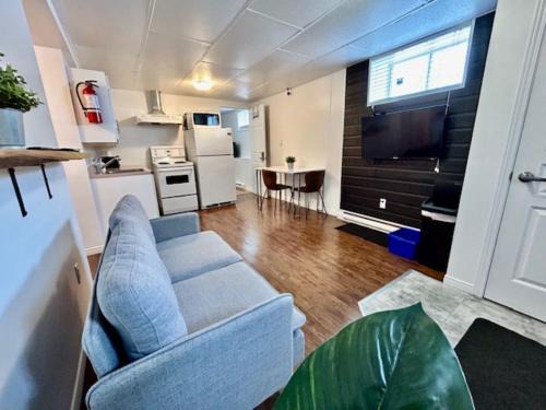 Val-d'Or Apartment | Beau studio 2 chambres