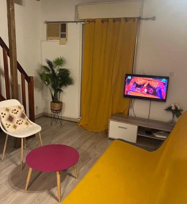 Sainte-Clotilde Centre Apartment | Beau T2 meublé