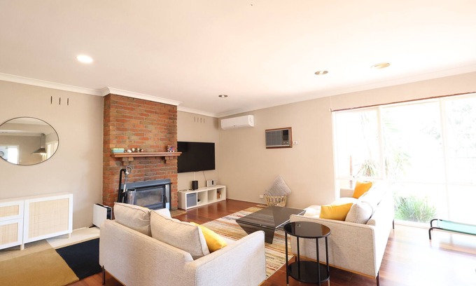 Beaumaris House | Beaumaris Lovely House - Bayside Holiday Rental, Beaumaris Lovely House - Bayside Holiday Rental