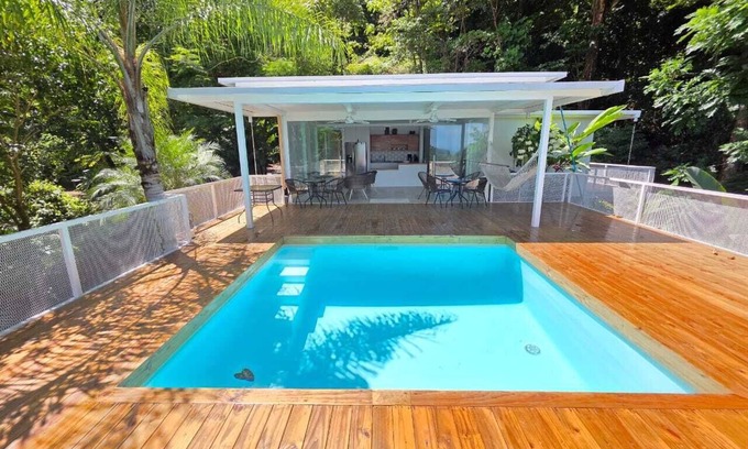 Punta Mala Villa | Beautiful Villa Lucia, Gated Tropical Retreat, Private Deck with Pool, Ojochal
