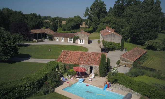 Saint-Cyr-en-Talmondais House | Beautiful house with a swimming pool, just 15 min from the Atlantic coast