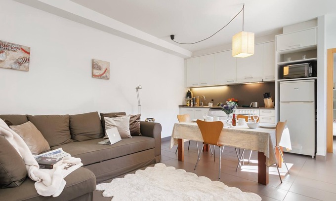 Cornella de Llobregat Apartment | Beautiful one-Bedroom apartment 224