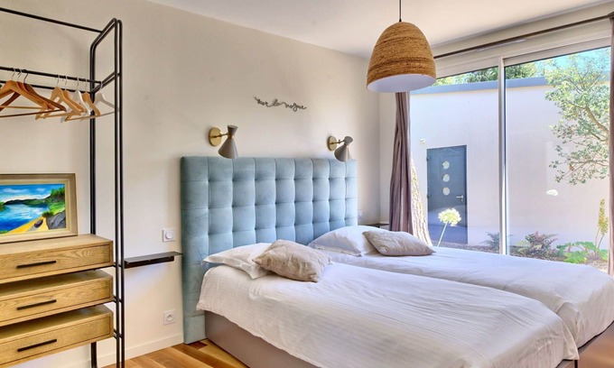 Saint-Brevin-les-Pins House | Beautiful villa for 6 guests with WIFI, private pool, TV and terrace