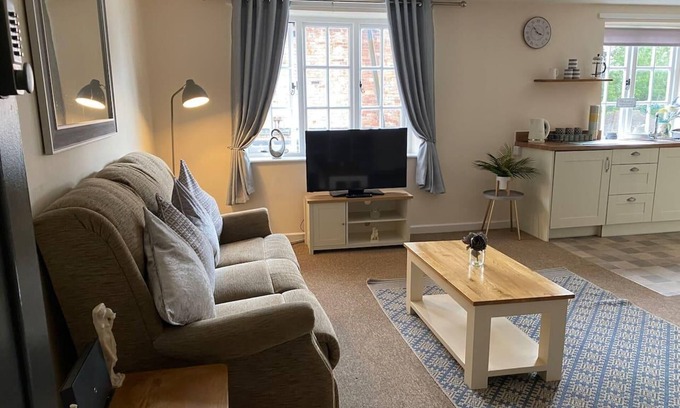 Ludwel Apartment | Beautiful 1 Bed Apartment in the Heart of Ludlow