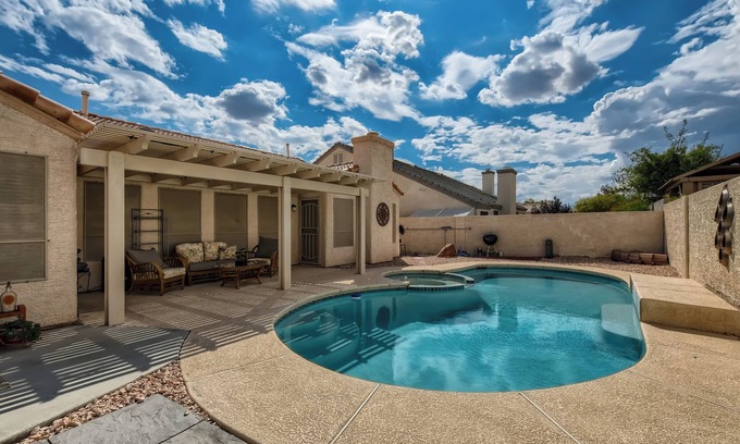 North Las Vegas House | Beautiful 1 Story Pool Home!