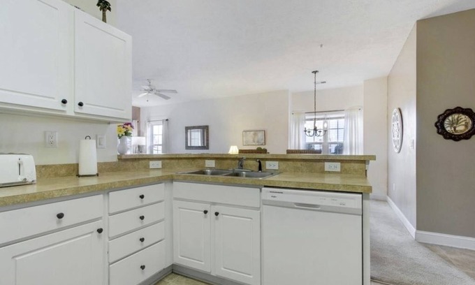 Waterford Plantation Condo | Beautiful 1st Floor 3 BR, 2 BA villa in desirable carolina forrest area