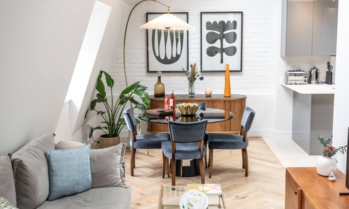 Fitzrovia Apartment | Beautiful 2 bed Fitzrovia flat set over 2 floors