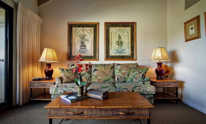 Kihei Apartment | Beautiful 2 Bedroom Oceanview Condo at Maui Kamaole Located at South End of Kihei Adjacent to Wailea Traditional Hawaiian Style