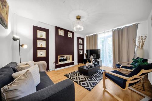 Edgbaston House | Beautiful 2 bedroom, two-storey house with garden, close to city centre