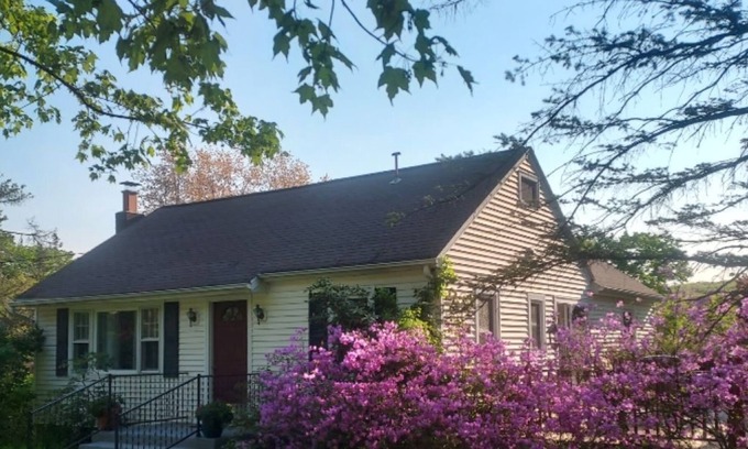 Cold Spring House | Beautiful 2 bedroom unit offered by Gina