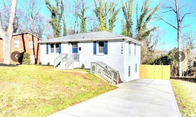 Enderly Park House | Beautiful 2 BR, 1 Bth Uptown Charrlotte