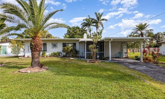 Alabama Grove Terrace Apartment | Beautiful 2bd with River Views & Amazing Sunsets