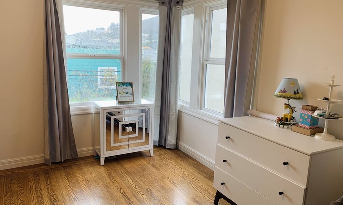 West of Twin Peaks House | Beautiful 3 bedroom house near Twin Peaks!