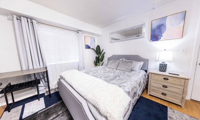 San Bruno House | Beautiful 3-bedroom house with AC in San Bruno