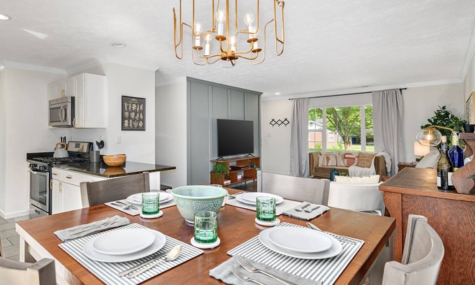 Brevard House | Beautiful 3 bedroom home in Brevard
