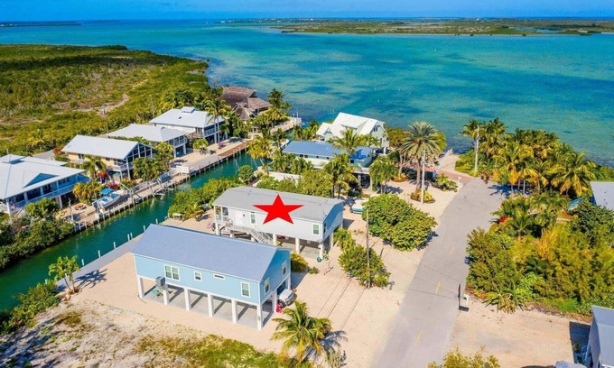 Ramrod Key House | Beautiful 3 Bedroom Canal Home in Ramrod Key, FL with Open Water Views!