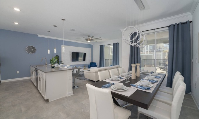 Davenport House | Beautiful 4/3 in championsgate + private heated pool 288