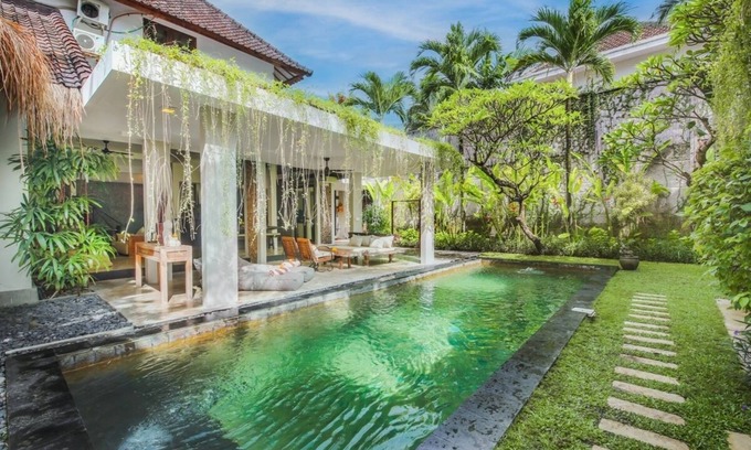 Central Seminyak Villa | Beautiful 4 Bedroom Villa, Oberoi