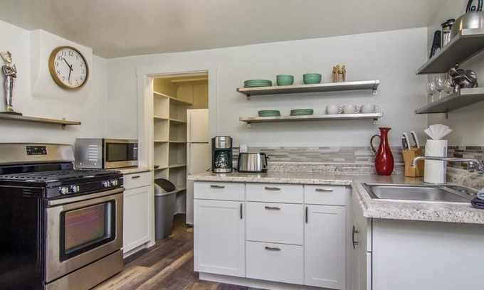 Salt Lake City Bed & Breakfast | Beautiful 5 bedroom, 5 bath