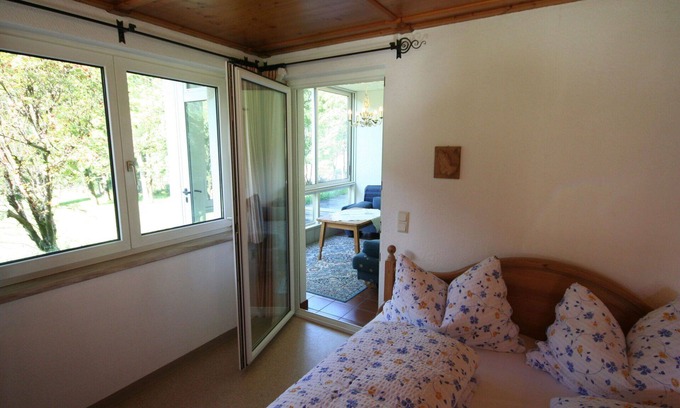 Gortipohl Apartment | Beautiful apartment for 4 guests with WIFI, TV and terrace