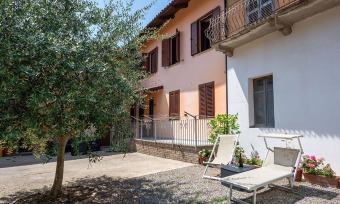 Grazzano Badoglio Apartment | Beautiful apartment for 6 people with WIFI, A/C and terrace