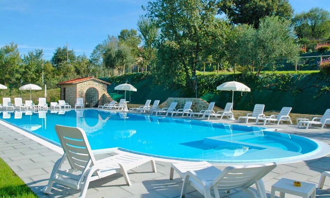 Popoltaio-Schiacciato Villa | Beautiful apartment in villa for 4 people with pool, A/C, WIFI, TV and patio
