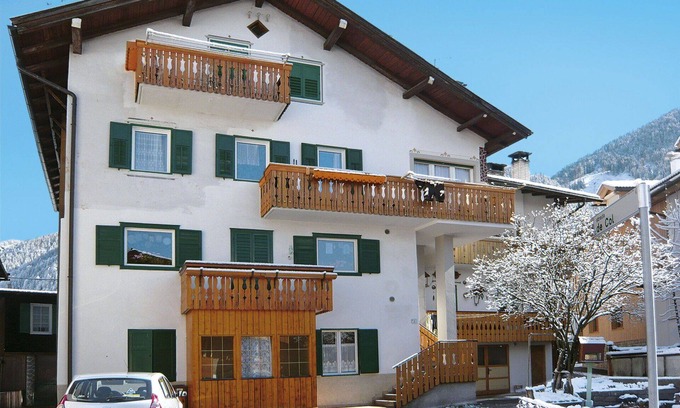 San Giovanni di Fassa Apartment | Beautiful apartment for 8 people with WIFI, TV and balcony