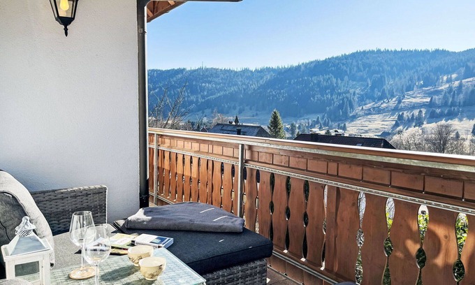 St. Blasien Apartment | Beautiful apartment for 4 guests with WIFI, TV and balcony