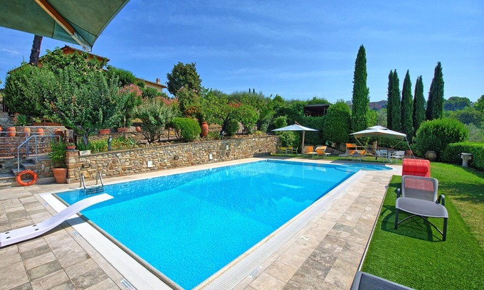 San Gimignano Apartment | Beautiful apartment for 2 people with A/C, WIFI, pool, TV and panoramic view